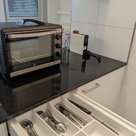 Appartamento Modern Renoviert Mit Hallenbad + Fitness