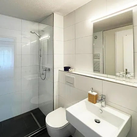 דירה Modern Renoviert Mit Hallenbad + Fitness לאקס