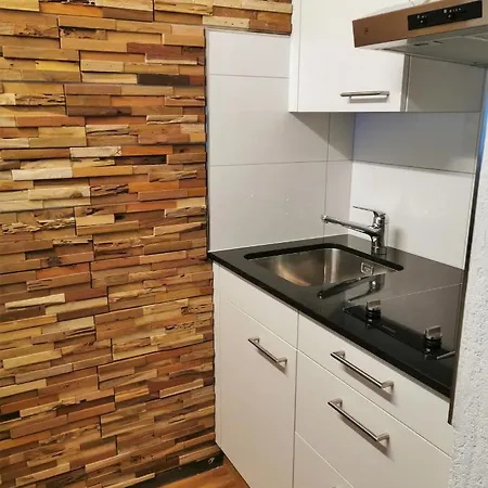 Modern Renoviert Mit Hallenbad + Fitness * Laax