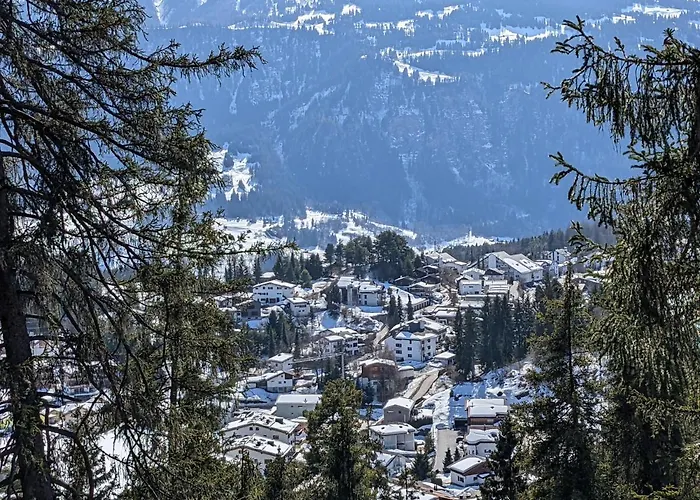 Modern Renoviert Mit Hallenbad + Fitness * Laax